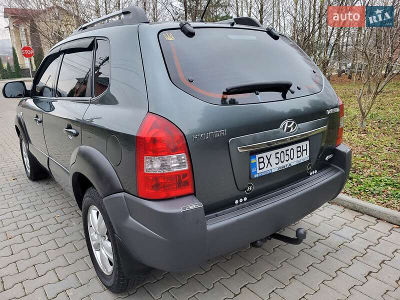 Позашляховик / Кросовер Hyundai Tucson 2012 в Хмельницькому фото 21 Позашляховик / Кросовер Hyundai Tucson 2012 в Хмельницькому