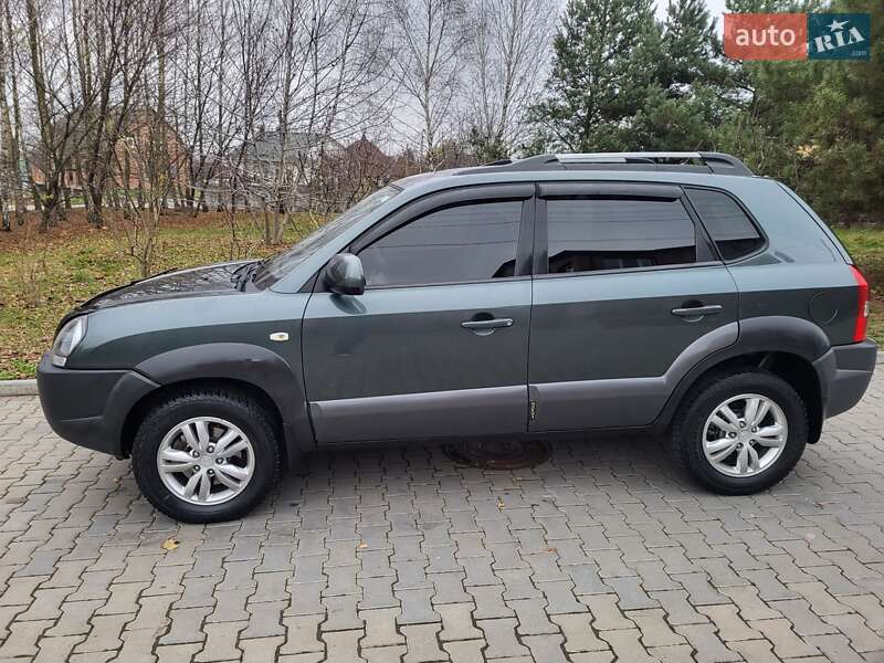 Позашляховик / Кросовер Hyundai Tucson 2012 в Хмельницькому фото 30 Позашляховик / Кросовер Hyundai Tucson 2012 в Хмельницькому