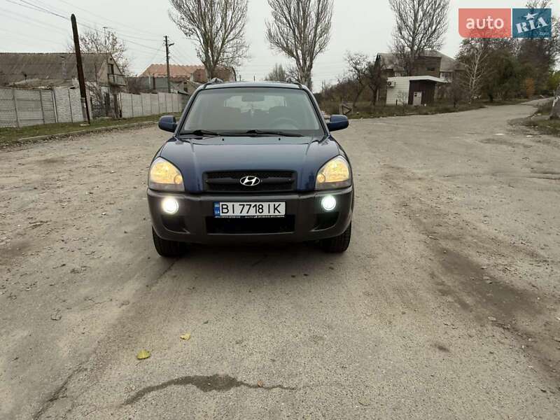 Позашляховик / Кросовер Hyundai Tucson 2008 в Запоріжжі