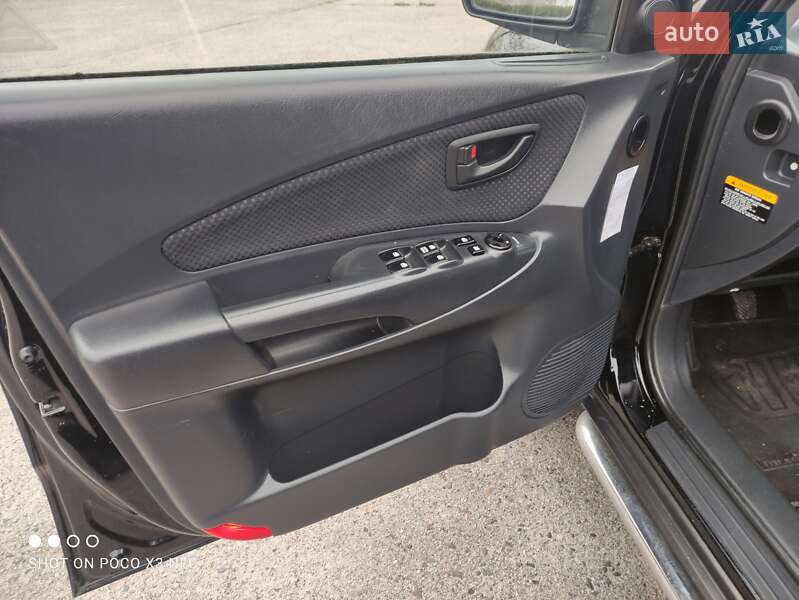 Внедорожник / Кроссовер Hyundai Tucson 2007 в Змиеве фото 30 Внедорожник / Кроссовер Hyundai Tucson 2007 в Змиеве