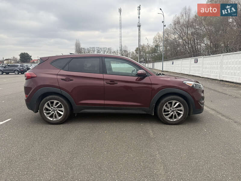 Внедорожник / Кроссовер Hyundai Tucson 2017 в Кременчуге фото 3 Внедорожник / Кроссовер Hyundai Tucson 2017 в Кременчуге