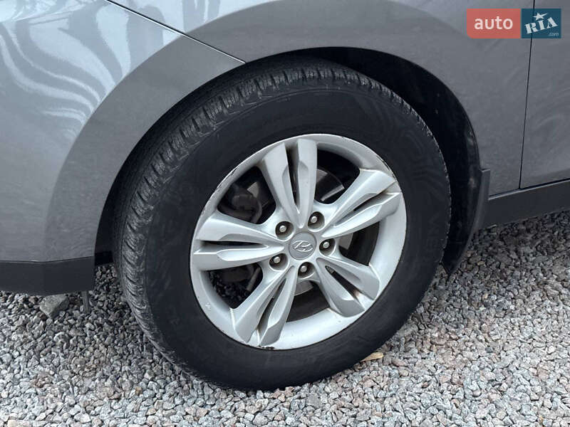 Внедорожник / Кроссовер Hyundai Tucson 2013 в Стрые