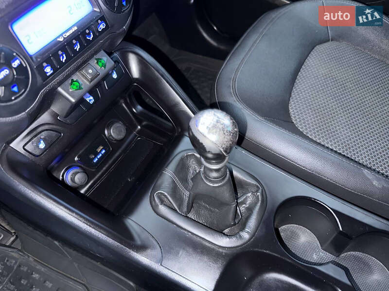 Внедорожник / Кроссовер Hyundai Tucson 2013 в Стрые