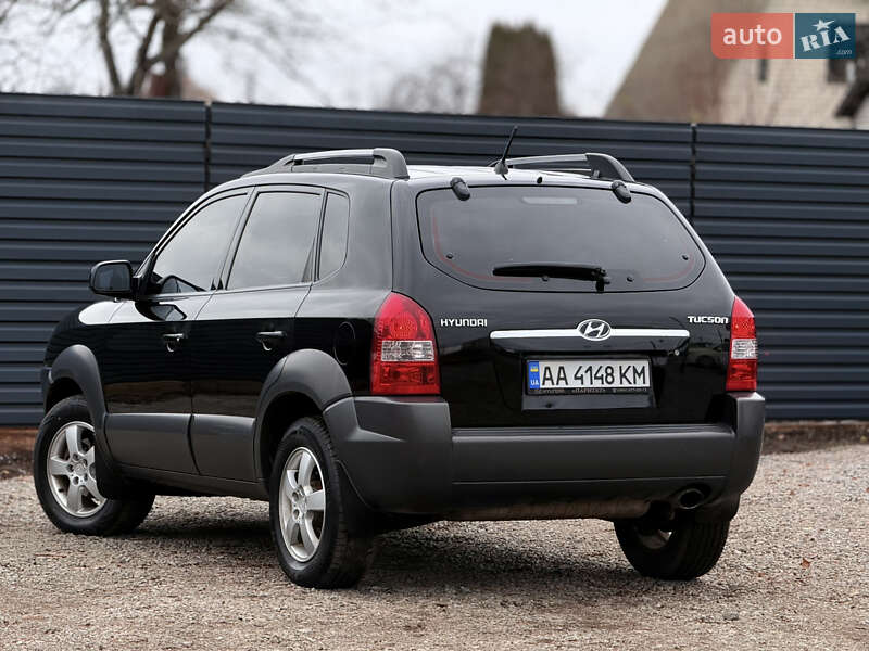 Внедорожник / Кроссовер Hyundai Tucson 2008 в Мене