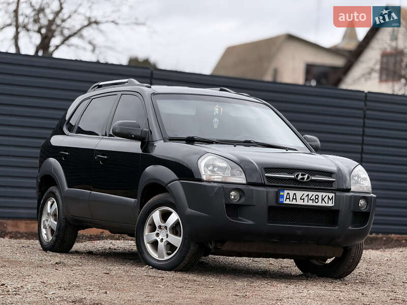 Внедорожник / Кроссовер Hyundai Tucson 2008 в Мене