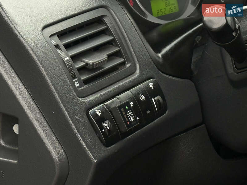 Внедорожник / Кроссовер Hyundai Tucson 2008 в Мене