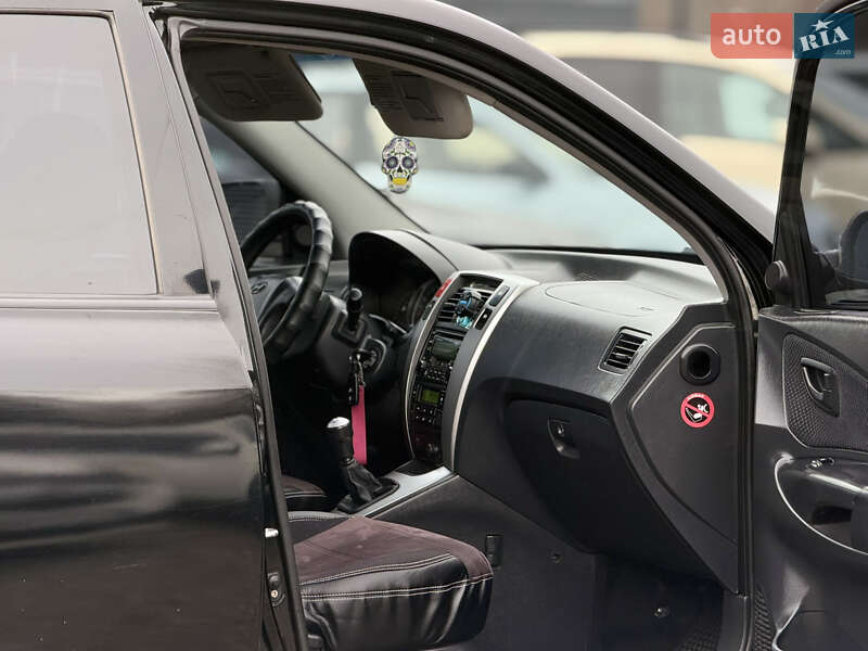 Внедорожник / Кроссовер Hyundai Tucson 2008 в Мене