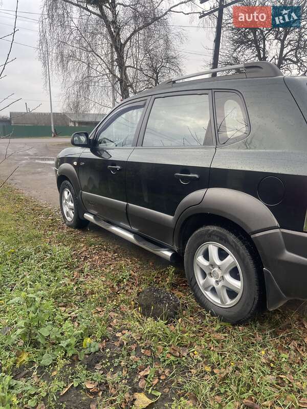 Внедорожник / Кроссовер Hyundai Tucson 2005 в Житомире