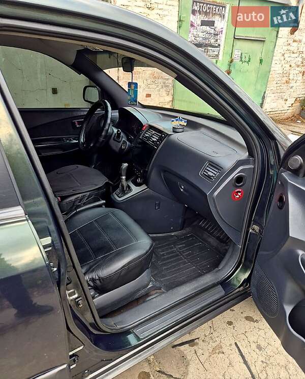 Внедорожник / Кроссовер Hyundai Tucson 2007 в Вольнянске