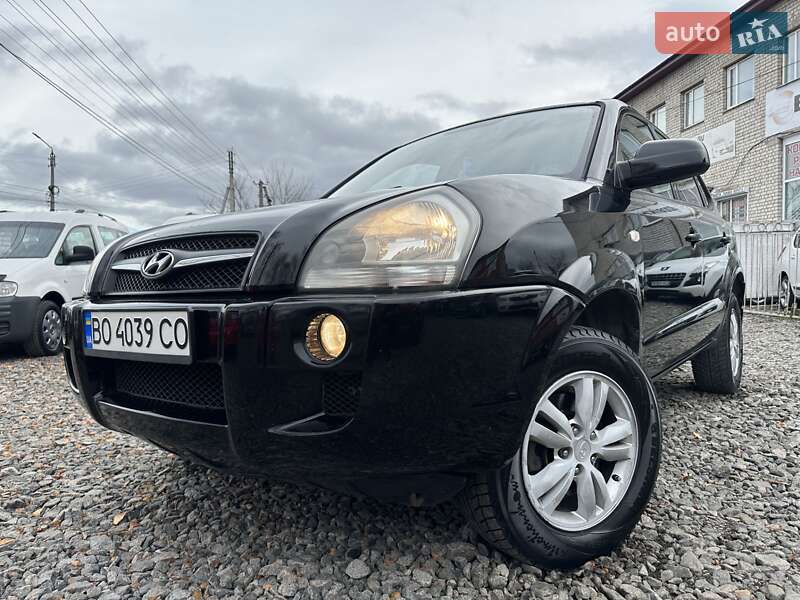 Внедорожник / Кроссовер Hyundai Tucson 2009 в Смеле