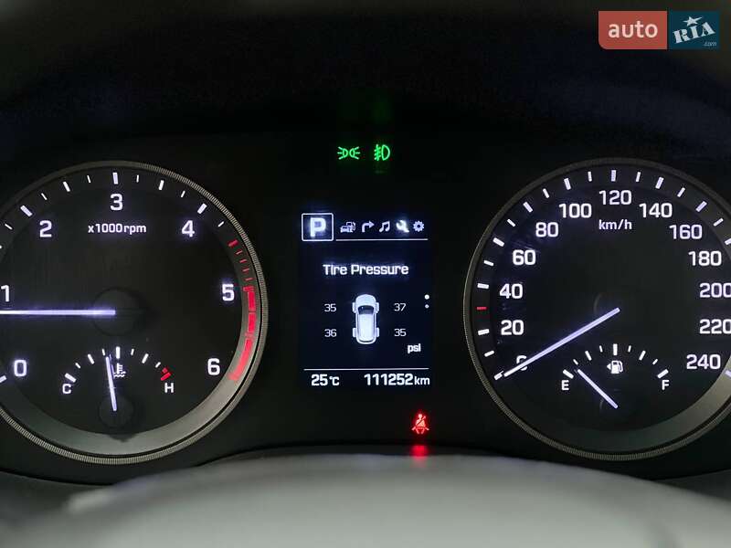 Внедорожник / Кроссовер Hyundai Tucson 2016 в Киеве