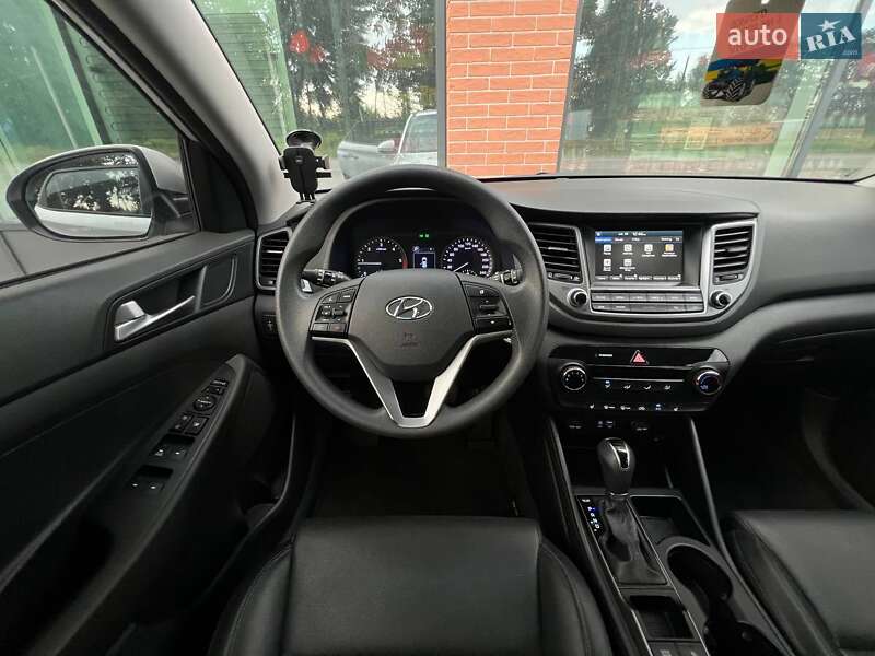 Внедорожник / Кроссовер Hyundai Tucson 2016 в Киеве