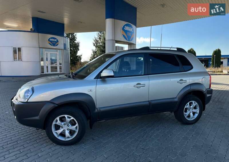 Внедорожник / Кроссовер Hyundai Tucson 2010 в Гайсине фото 4 Внедорожник / Кроссовер Hyundai Tucson 2010 в Гайсине