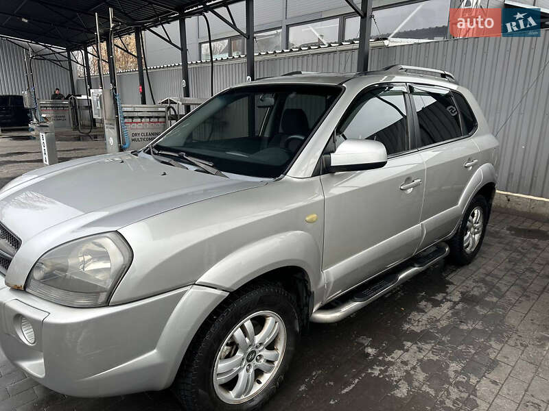 Внедорожник / Кроссовер Hyundai Tucson 2008 в Киеве фото 17 Внедорожник / Кроссовер Hyundai Tucson 2008 в Киеве