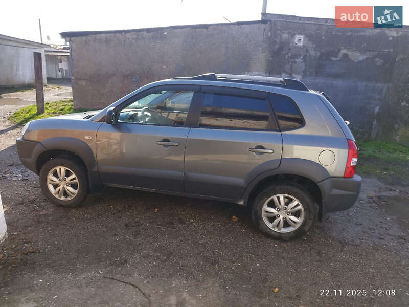 Внедорожник / Кроссовер Hyundai Tucson 2011 в Белгороде-Днестровском
