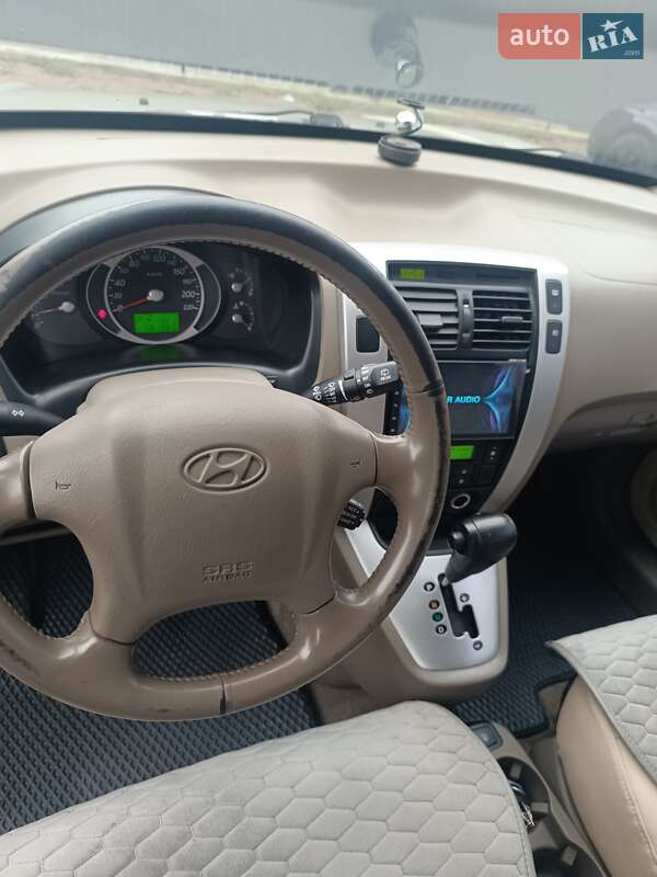 Внедорожник / Кроссовер Hyundai Tucson 2008 в Смеле