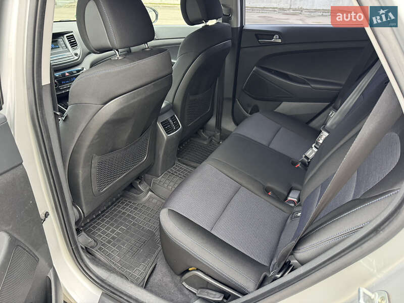 Внедорожник / Кроссовер Hyundai Tucson 2017 в Киеве