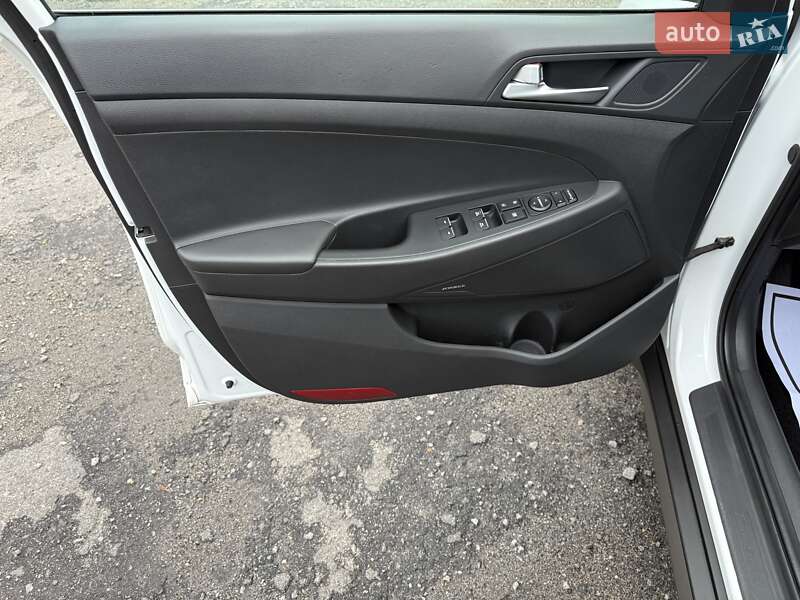 Позашляховик / Кросовер Hyundai Tucson 2019 в Гнівані