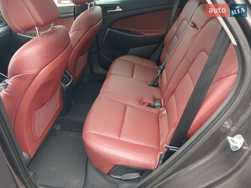 Внедорожник / Кроссовер Hyundai Tucson 2017 в Львове