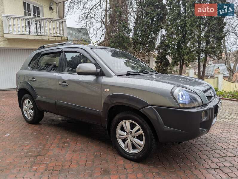 Внедорожник / Кроссовер Hyundai Tucson 2011 в Ровно фото 9 Внедорожник / Кроссовер Hyundai Tucson 2011 в Ровно