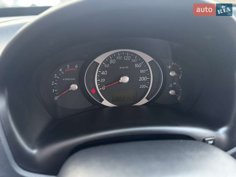 Позашляховик / Кросовер Hyundai Tucson 2009 в Полтаві