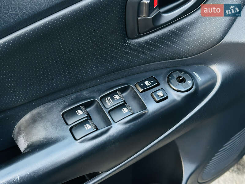 Позашляховик / Кросовер Hyundai Tucson 2008 в Харкові фото 25 Позашляховик / Кросовер Hyundai Tucson 2008 в Харкові