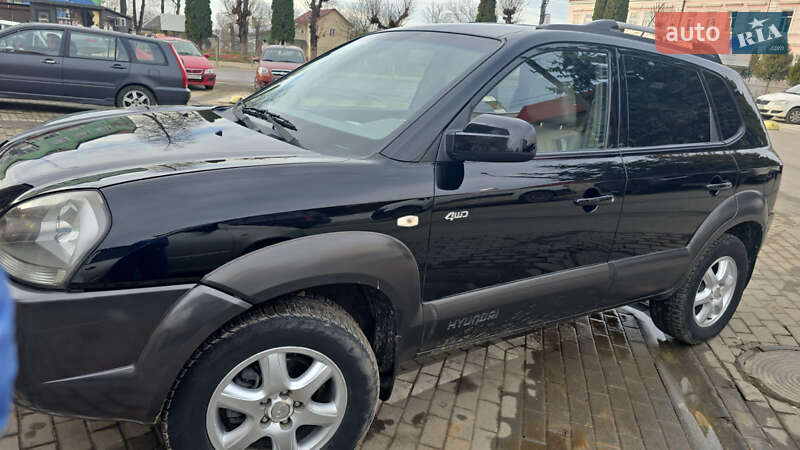 Внедорожник / Кроссовер Hyundai Tucson 2005 в Черновцах