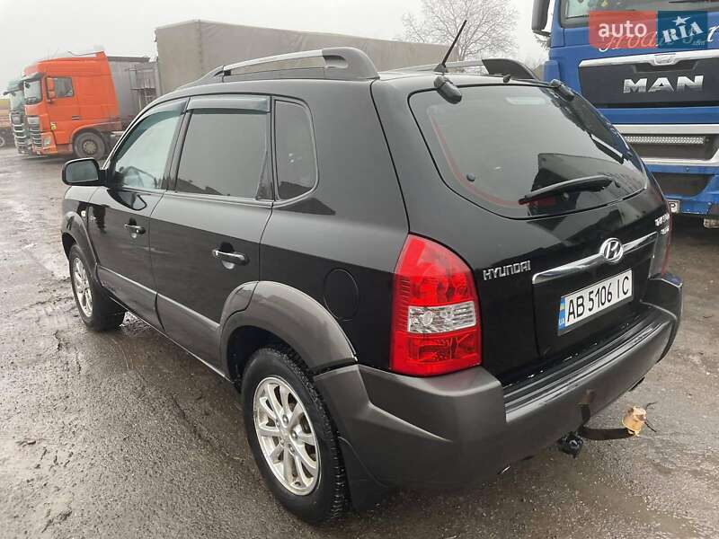 Позашляховик / Кросовер Hyundai Tucson 2004 в Томашполі