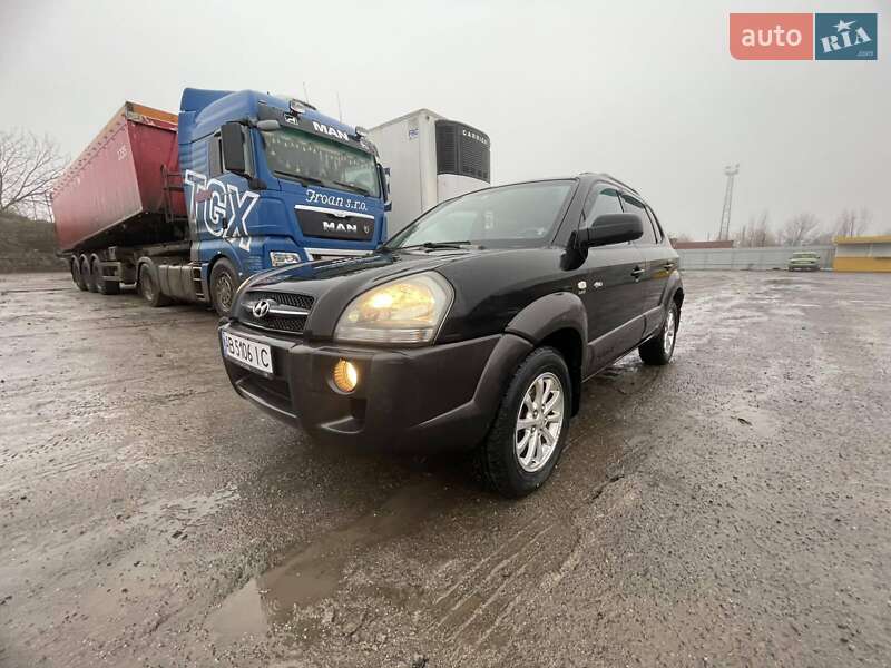 Позашляховик / Кросовер Hyundai Tucson 2004 в Томашполі