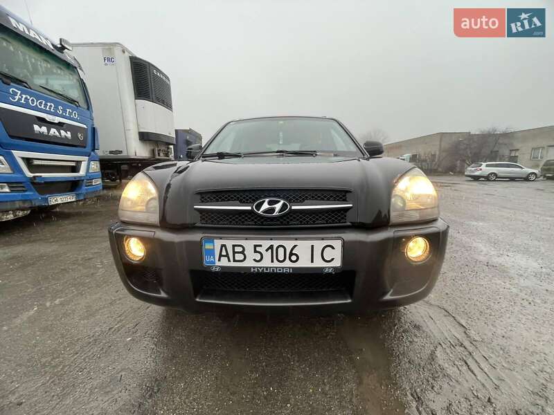 Позашляховик / Кросовер Hyundai Tucson 2004 в Томашполі
