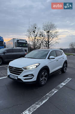 Внедорожник / Кроссовер Hyundai Tucson 2016 в Харькове