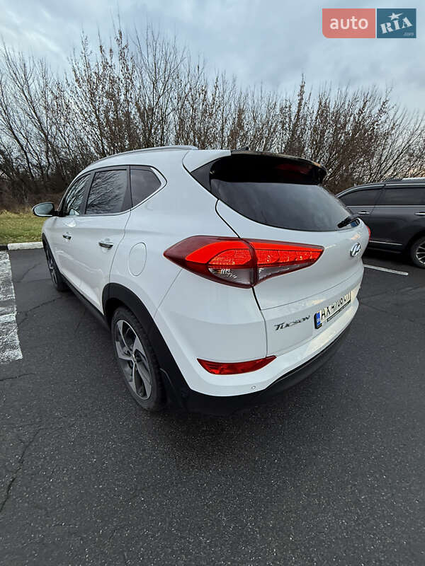 Внедорожник / Кроссовер Hyundai Tucson 2016 в Харькове