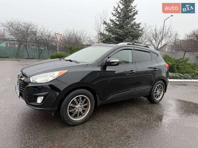 Позашляховик / Кросовер Hyundai Tucson 2012 в Полтаві