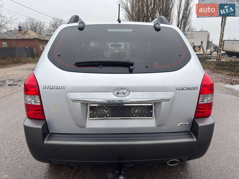Позашляховик / Кросовер Hyundai Tucson 2011 в Охтирці