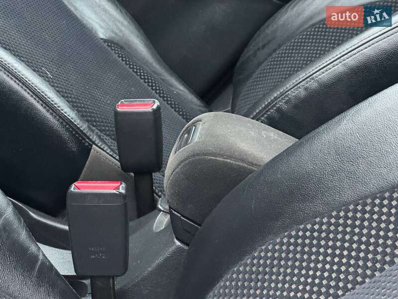 Позашляховик / Кросовер Hyundai Tucson 2011 в Охтирці