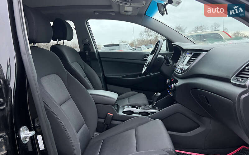 Позашляховик / Кросовер Hyundai Tucson 2017 в Львові фото 13 Позашляховик / Кросовер Hyundai Tucson 2017 в Львові