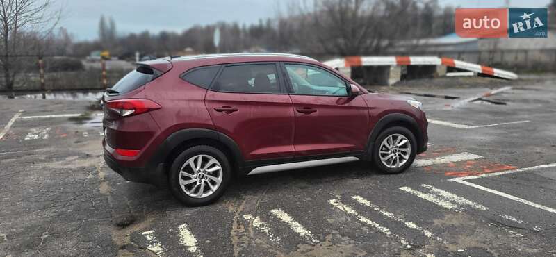Позашляховик / Кросовер Hyundai Tucson 2017 в Сумах