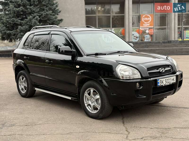 Позашляховик / Кросовер Hyundai Tucson 2008 в Рівному