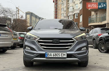 Внедорожник / Кроссовер Hyundai Tucson 2016 в Киеве