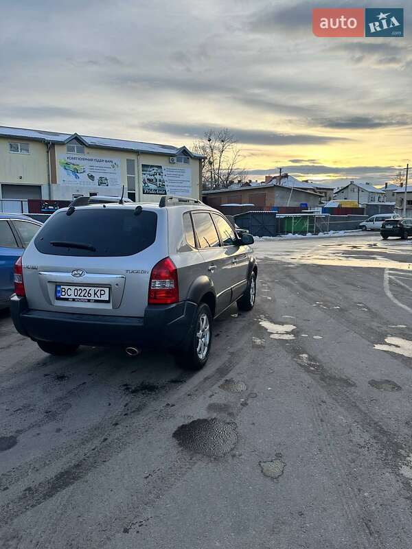 Позашляховик / Кросовер Hyundai Tucson 2005 в Львові