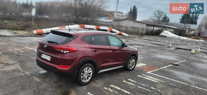 Позашляховик / Кросовер Hyundai Tucson 2017 в Сумах