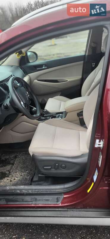 Позашляховик / Кросовер Hyundai Tucson 2017 в Сумах