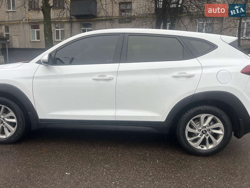 Позашляховик / Кросовер Hyundai Tucson 2017 в Харкові фото 5 Позашляховик / Кросовер Hyundai Tucson 2017 в Харкові