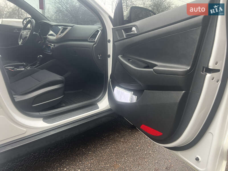 Позашляховик / Кросовер Hyundai Tucson 2017 в Харкові фото 18 Позашляховик / Кросовер Hyundai Tucson 2017 в Харкові