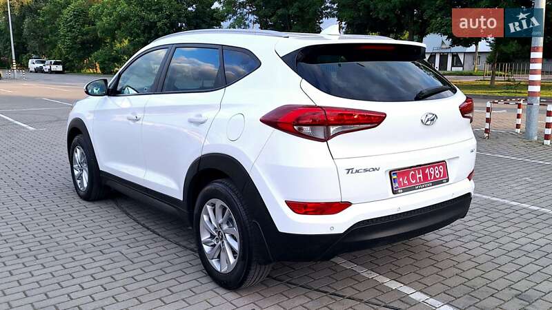 Позашляховик / Кросовер Hyundai Tucson 2016 в Коломиї