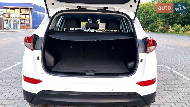 Позашляховик / Кросовер Hyundai Tucson 2016 в Коломиї