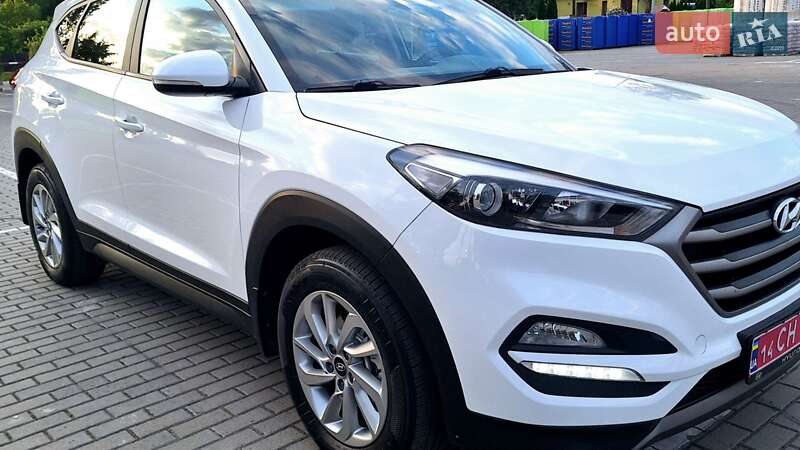 Позашляховик / Кросовер Hyundai Tucson 2016 в Коломиї