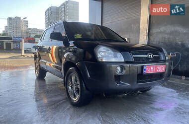 Внедорожник / Кроссовер Hyundai Tucson 2005 в Киеве