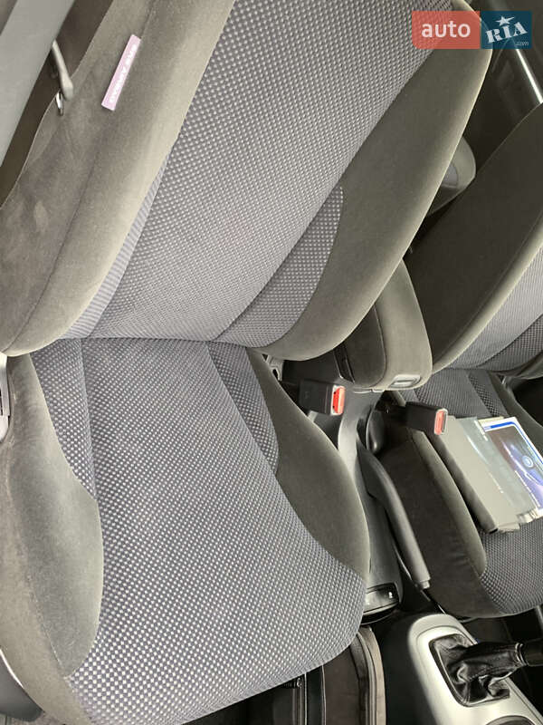 Позашляховик / Кросовер Hyundai Tucson 2010 в Харкові фото 14 Позашляховик / Кросовер Hyundai Tucson 2010 в Харкові