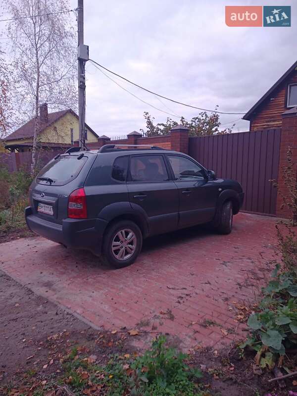 Позашляховик / Кросовер Hyundai Tucson 2011 в Сумах фото 2 Позашляховик / Кросовер Hyundai Tucson 2011 в Сумах